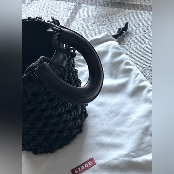 STAUD - Leather bucket bag - Picture 2 of 3